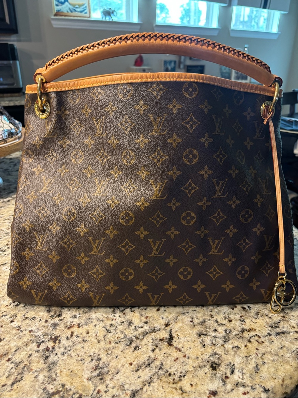 Louis Vuitton Artsy Bag